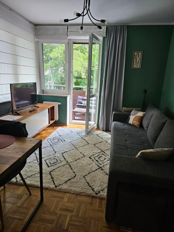 Rodzinny - Calodobowe Zakwaterowanie, Bezplatny Parking Apartment
